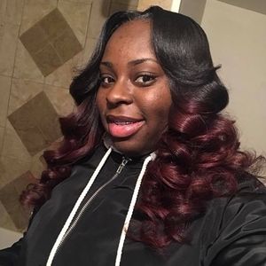 Meet your Posher, Brenna